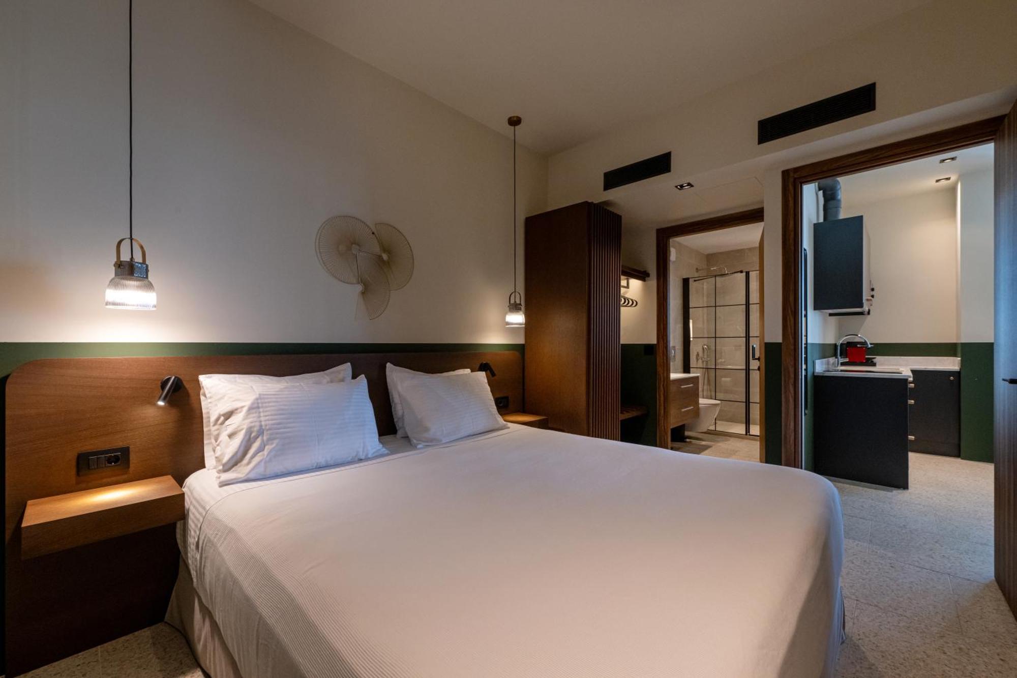 Evripidou 7 - Kalamata Mediterranean Suites Quarto foto