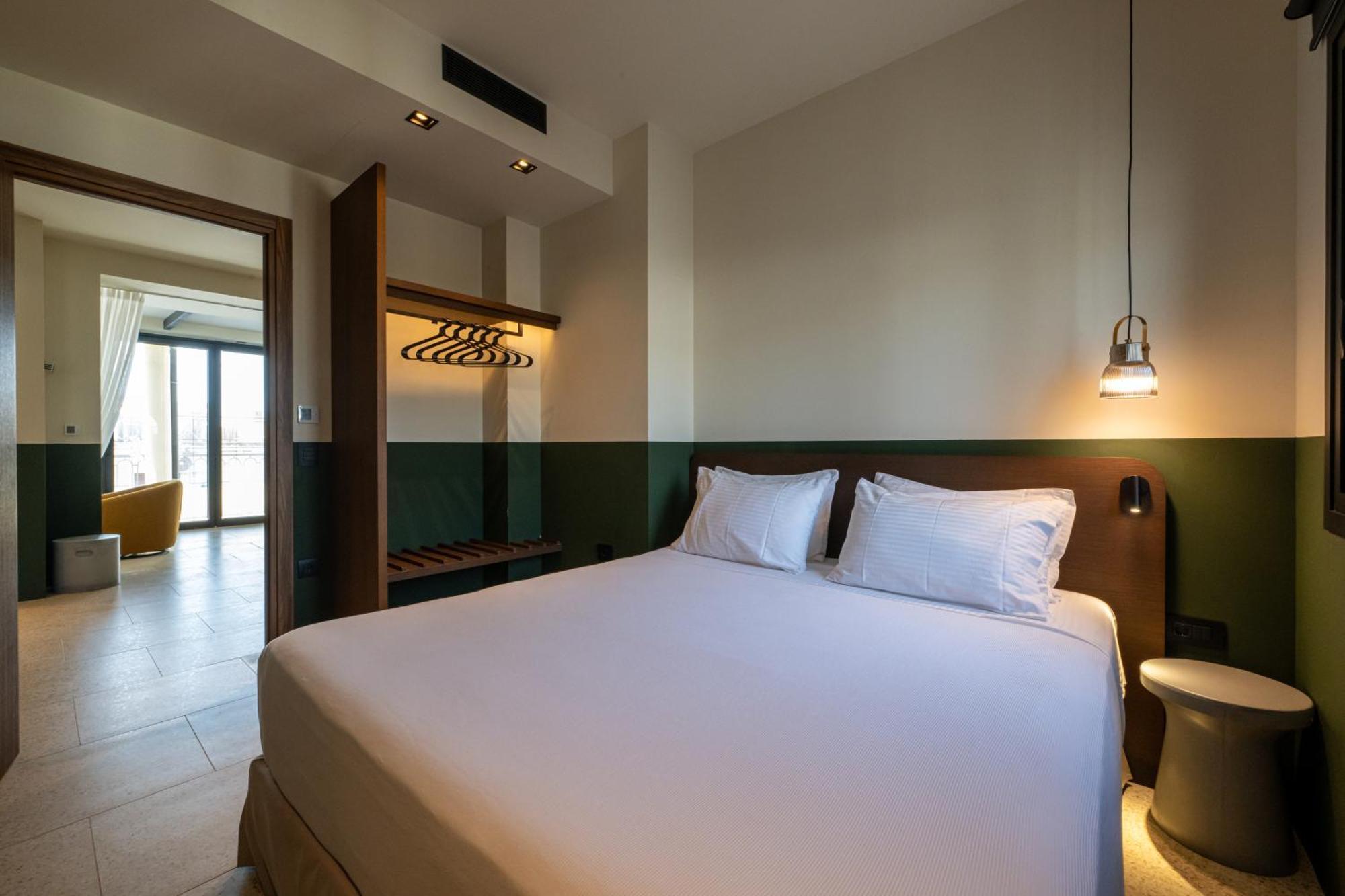 Evripidou 7 - Kalamata Mediterranean Suites Quarto foto